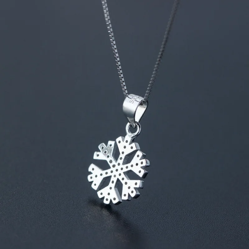 

TrustDavis Fashion Real 925 Sterling Silver Sweet Winter Snowflakes CZ Charm Pendant Handmade DIY Accessories Wholesale DZ476