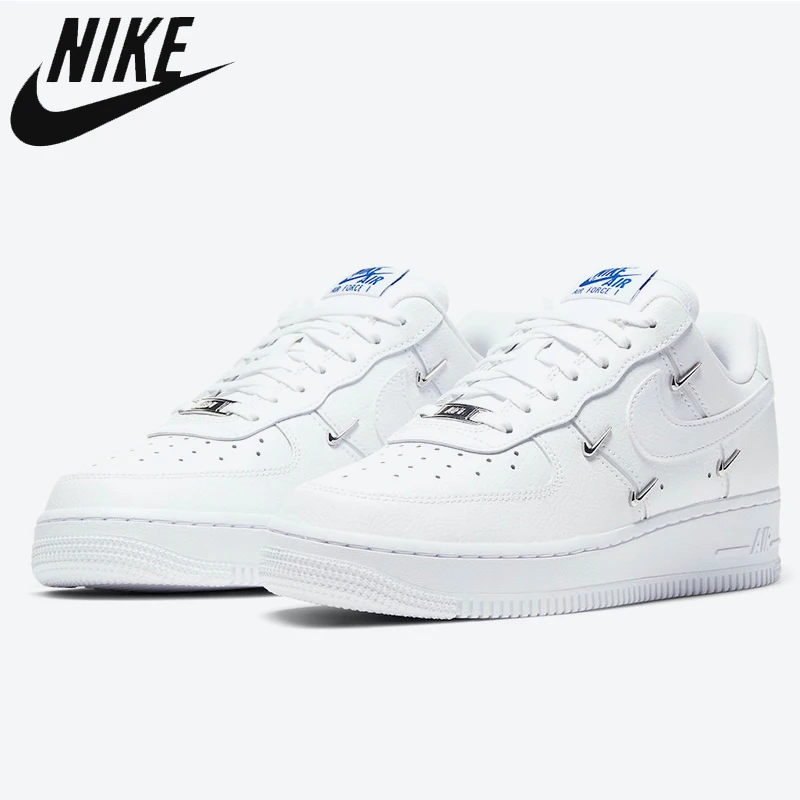 

Zapatillas de deporte af1 1 1 um lx com cromo luxe swoosh baixa mulher homens sapatos de skate af1l3 2 cores tnis confortveis