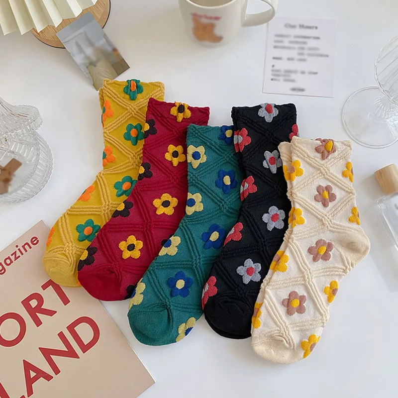 

Женские хлопковые носки, осенне-зимние женские носки с цветами в этническом стиле, теплые и симпатичные новые модные популярные