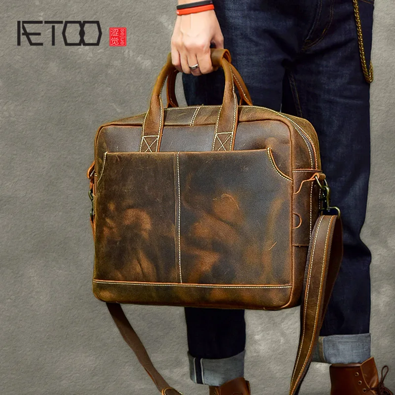 

AETOO Cowhide men's travel bag, commuter retro messenger bag, crazy horse leather briefcase