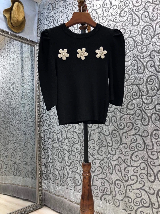 

2021 new women fashion chest beaded flowers stitching back beaded buckle all-match sweater 706