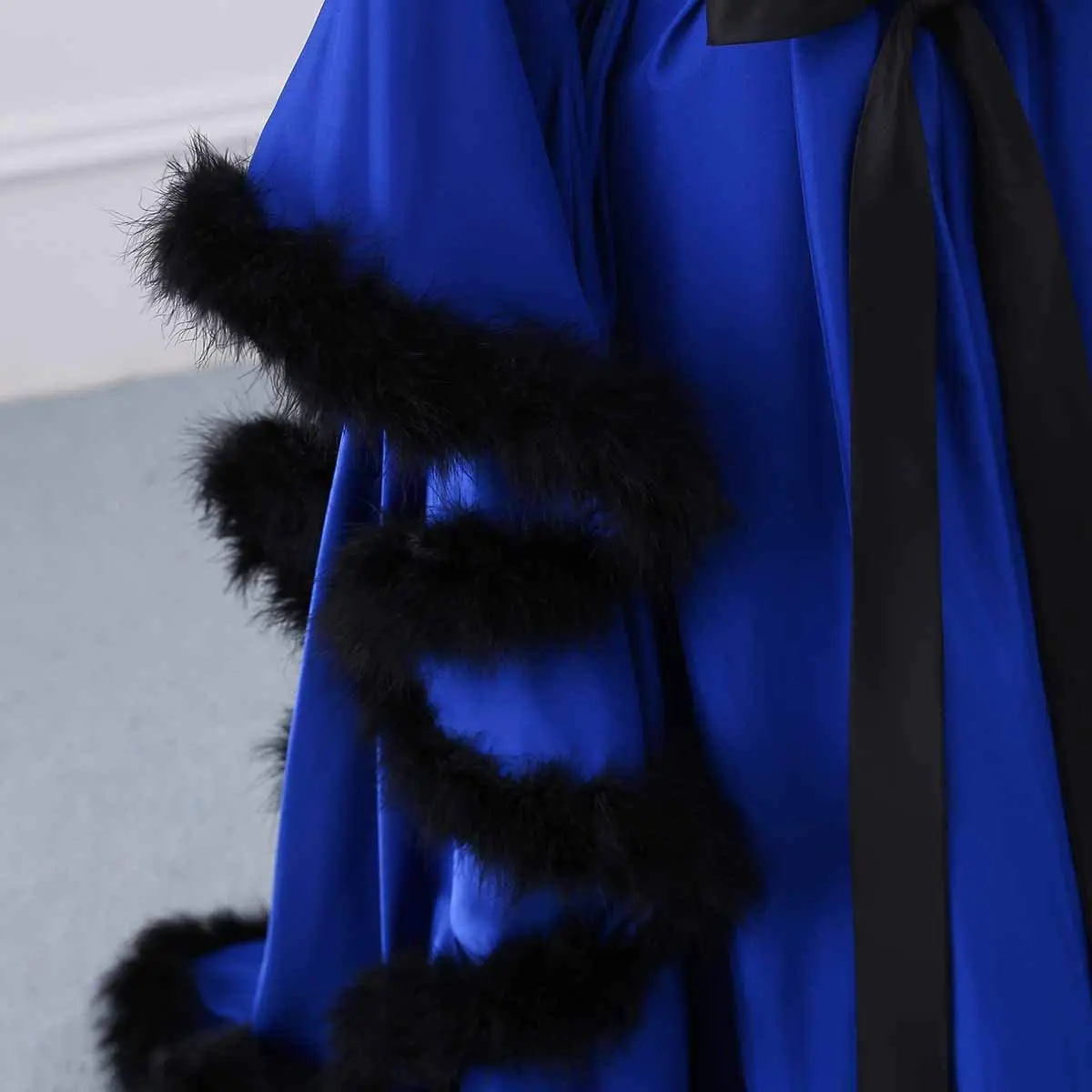 Women's Feather Bridal Robe Wedding Scarf Long Lingerie Robe Nightgown Bathrobe Sleepwear with Belt