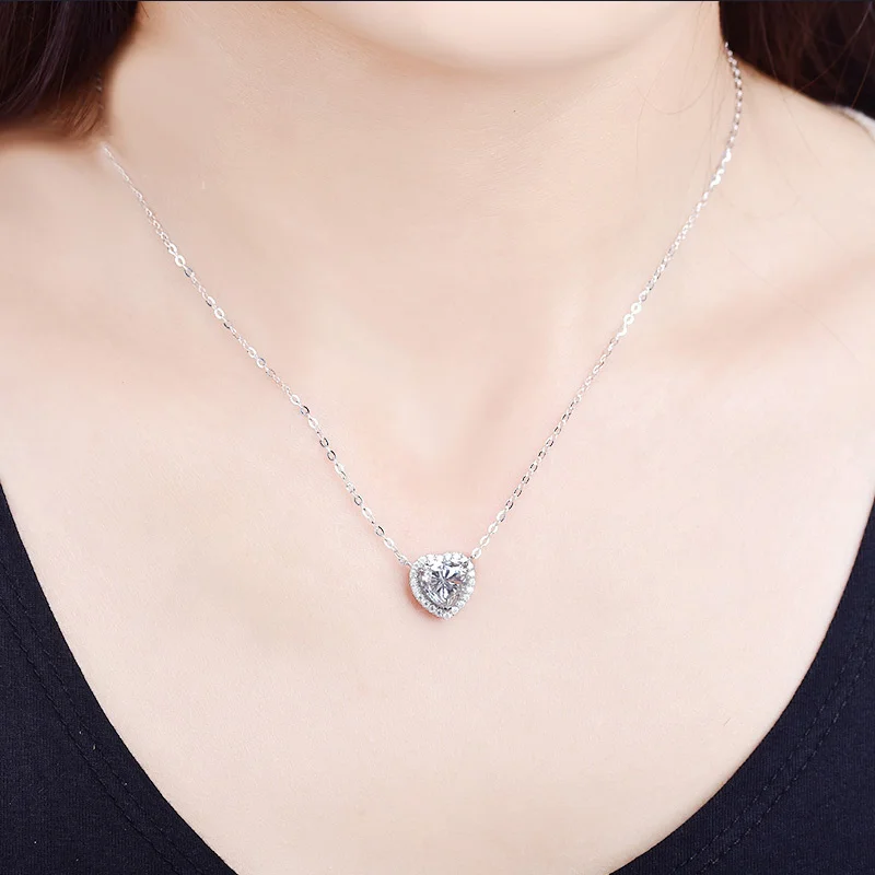 

S925 silver plated love necklace pendant micro-inlaid zircon jewelry simple personality item Valentine's Day gift