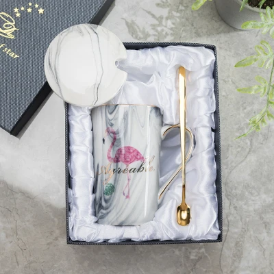Gift box Простая парная чашка и кружка с фламинго, Подарочная коробка, керамическая кофейная кружка с мраморным узором, домашняя посуда для напитков, подарок для влюбленных, свадебный подарок, Caneca - Цвет: Gift box