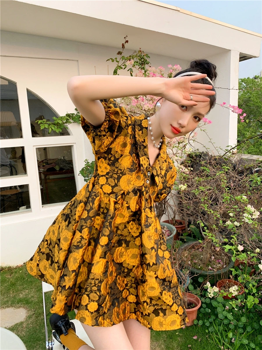 

2021 Summer New French Tea Break Temperament Small Skirt Floral Super Fairy Style Puff Sleeve Dress Women A328