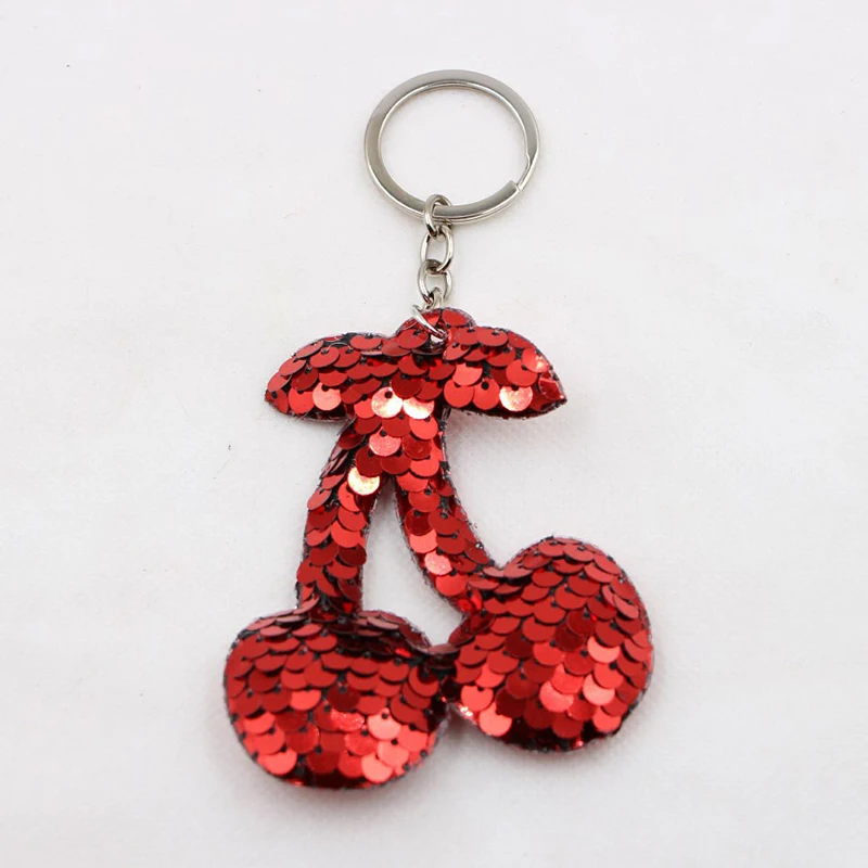 

Fashion Cute Ladies Love Keychain Bright Pompons Sequin Keychain Gift Ladies Car Bag Accessories Key Reflective Wallet Pendant