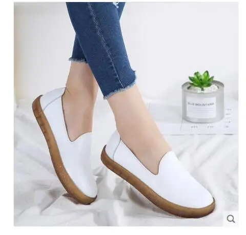 

Classic Spring Summer Women's Flats Leather Women Loafers Shoes Retro round head blue Soft Slip-on Ladies Casual Shoes Largesize