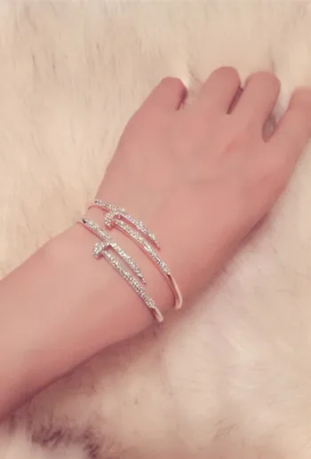 

European and American fashion temperament tacks bracelet genuine gold-plated ladies tacks bracelet gift