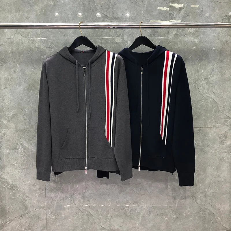 

THOM Sweater Autunm Winter Fashion Brand Clothing Classic Cotton RWB Stripe Stitch ZIP-UP Hoodie V-Neck Cardigan Coats