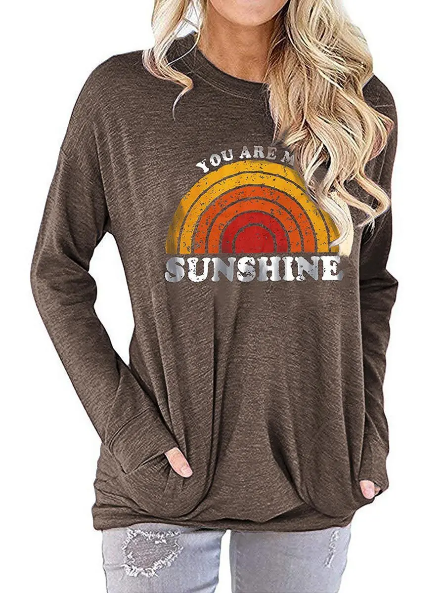 

2021 Fashion Women T-shirt New Autumn Casual Hot Sale Round Neck Pullover Letter Rainbow Printing Loose Pocket T-shirt