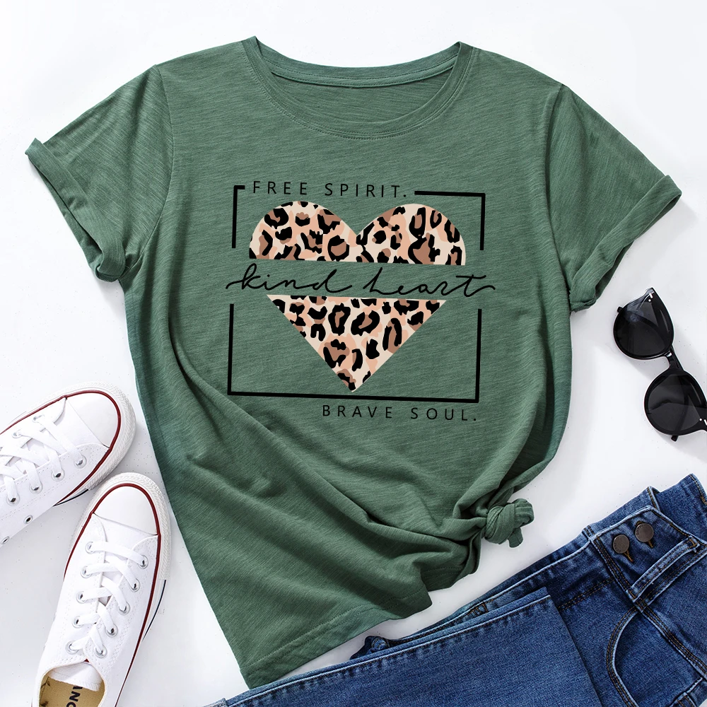 

Leopard Love Heart Free Kind Spirit Brave Soul T-Shirt Female Graphic Tee Funny Shirts for Women Short Sleeve Summer Shirts Tops