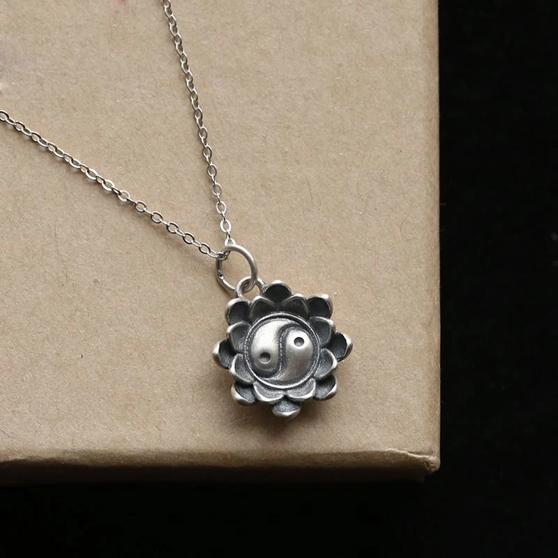 

New S925 Sterling Silver Necklace Retro Tai Chi Figure Bagua Lotus Hand Pendant Clavicle Chain Jewelry Accessories