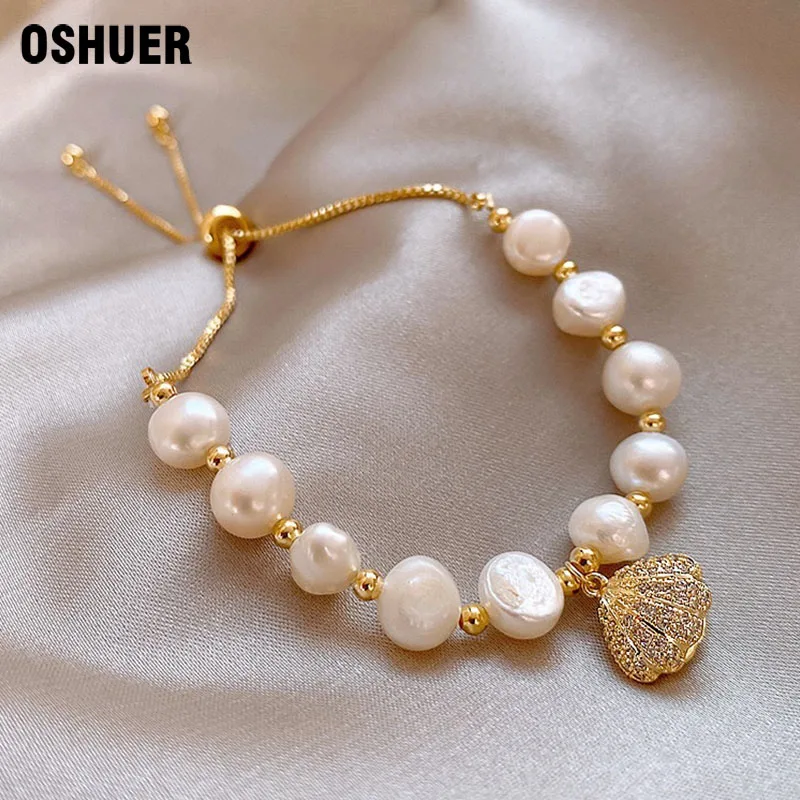 

Korea hot Fashion Jewelry High-end Natural Baroque Shaped Freshwater Pearl Bracelet Micro-inlaid Bee Design Bracelet for women