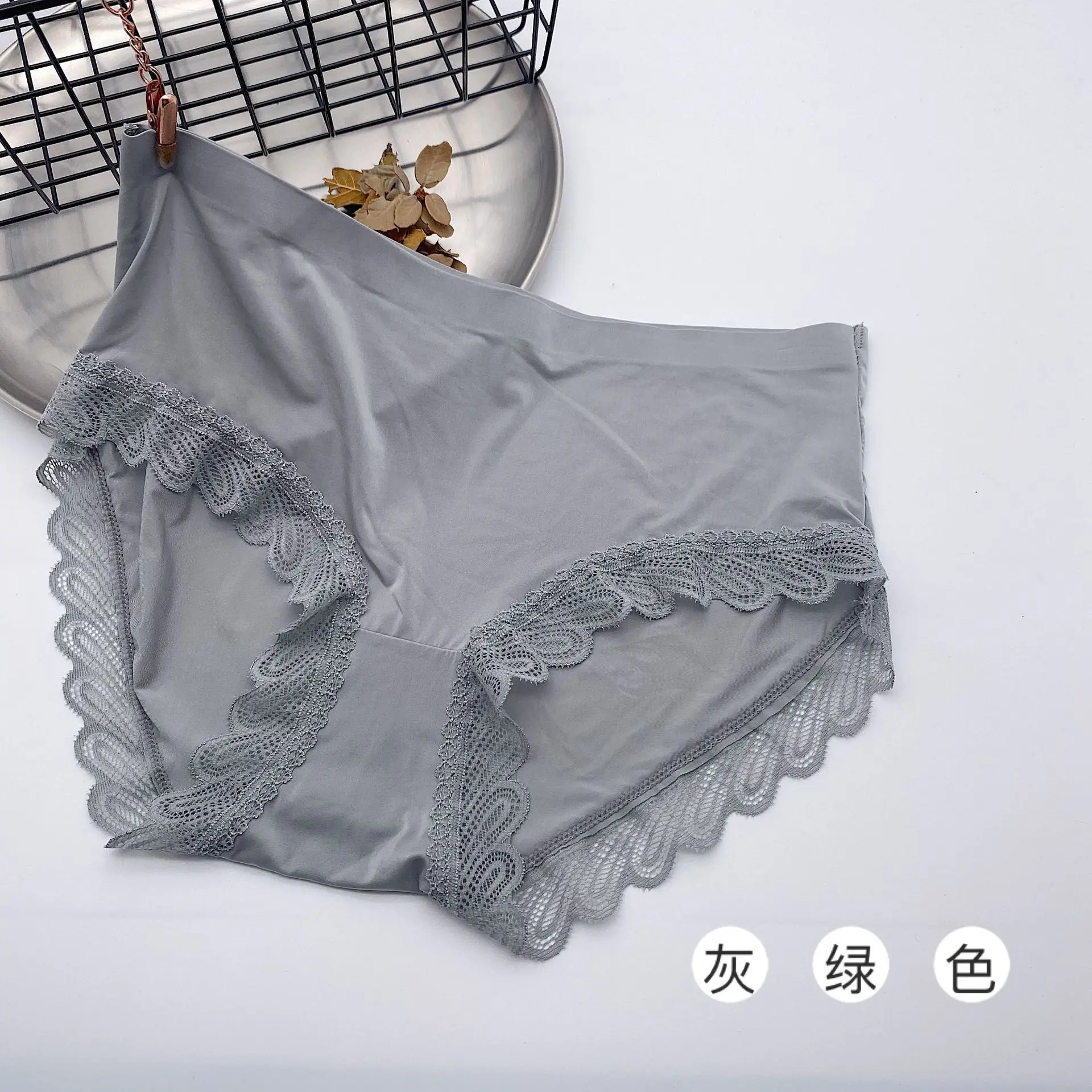 

Women's panties pure color simulation silk sexy lace Maiden briefs ruffled female briefs ice silk seamless women's underwear