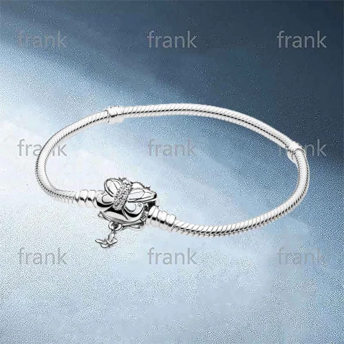 

597929CZ Moments Bracelet with Decorative Butterfly Clasp