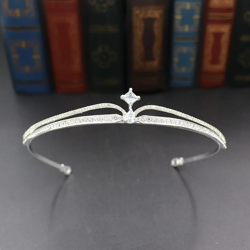 

Fashion Zircon Bridal Tiara Headpiece Silver Color Crystal Wedding Crown Hair Accessories Women Birthday Party Rhinestone Crowns