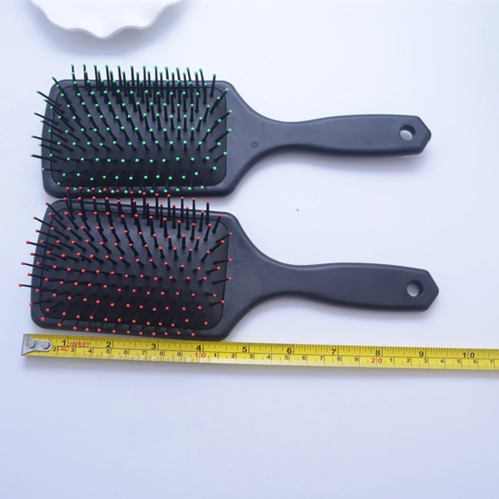 

Professional Scalp Hairbrush Comb Paddle Cushion Hair Care Brush Detangling Brush Comb (Random Color)