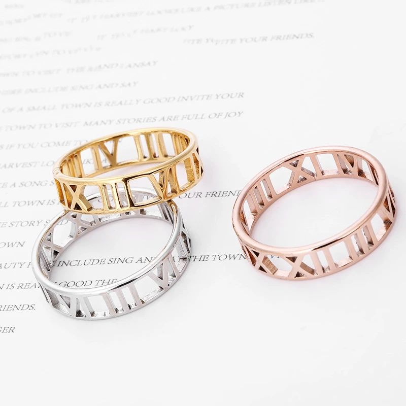

Fashion Jewelry Hollow Finger Ring Lucky Roman Numerals Rose Gold Plating Titanium Steel Ring Wedding Couple Gift Bague Homme