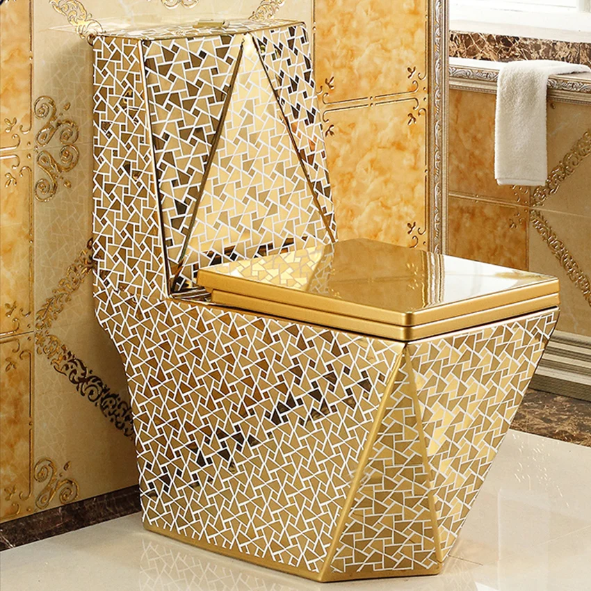 Домашний керамический унитаз в европейском стиле на полу роскошный Цельный