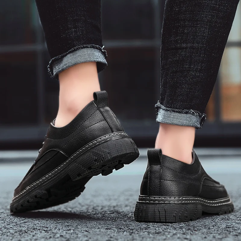 

Men Leather Driving Shoes New Autumn spring lace up Classic oxfords Shoe breathable sewing Brand Design Flats shoes For Men