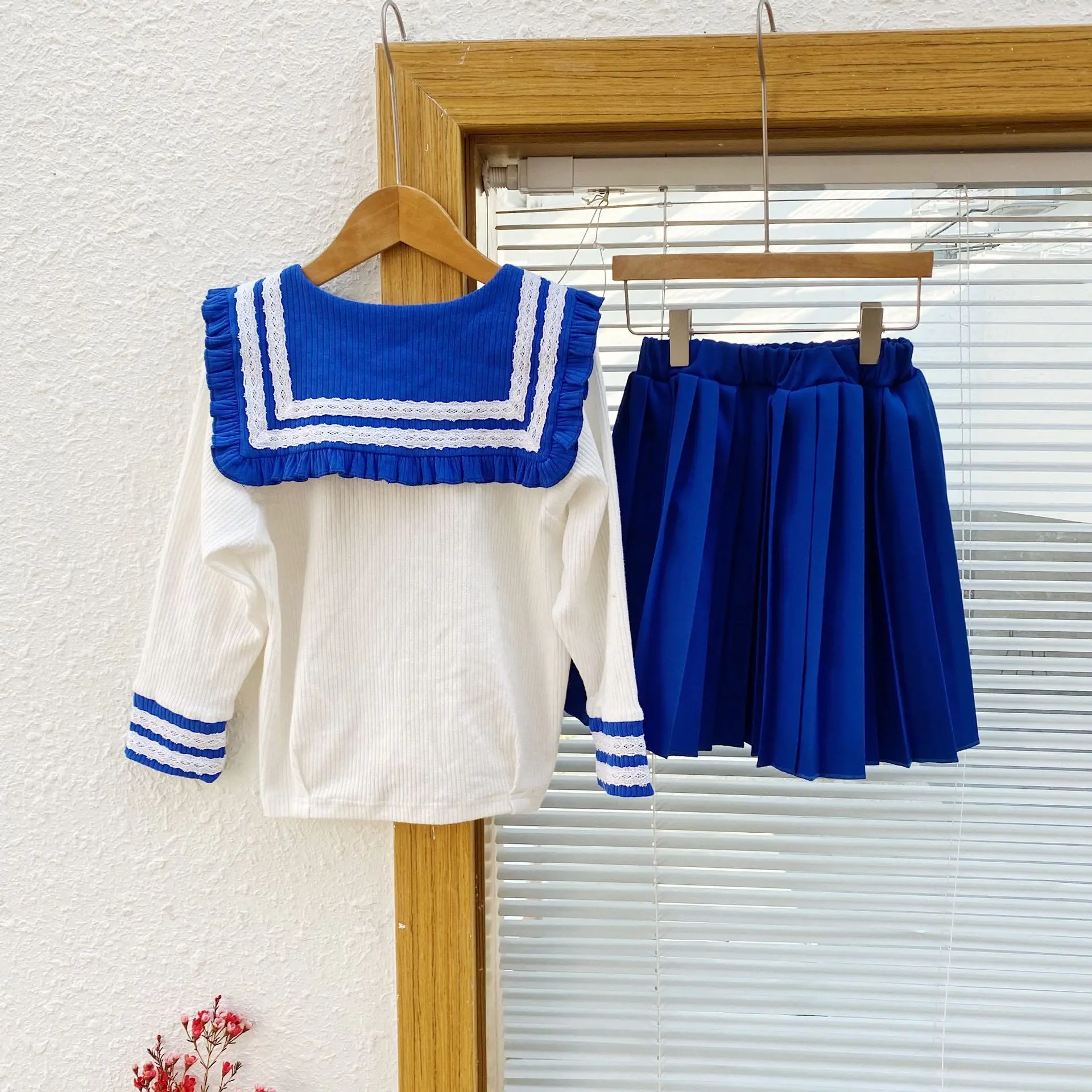 

Cute Anime Sailor Moon Cosplay Costumes Kid Baby Large Collar Shirt and Pleated Skirt Suit Children's Day Gifts for Children