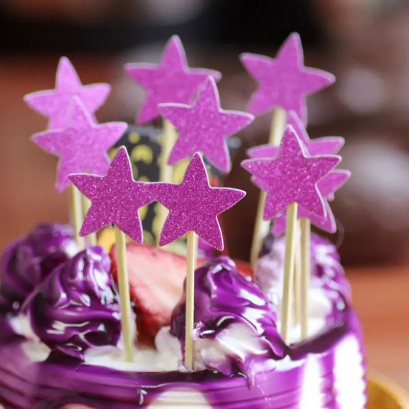 День рождения торт вставленный флаг вставленная карта пятиконечная звезда