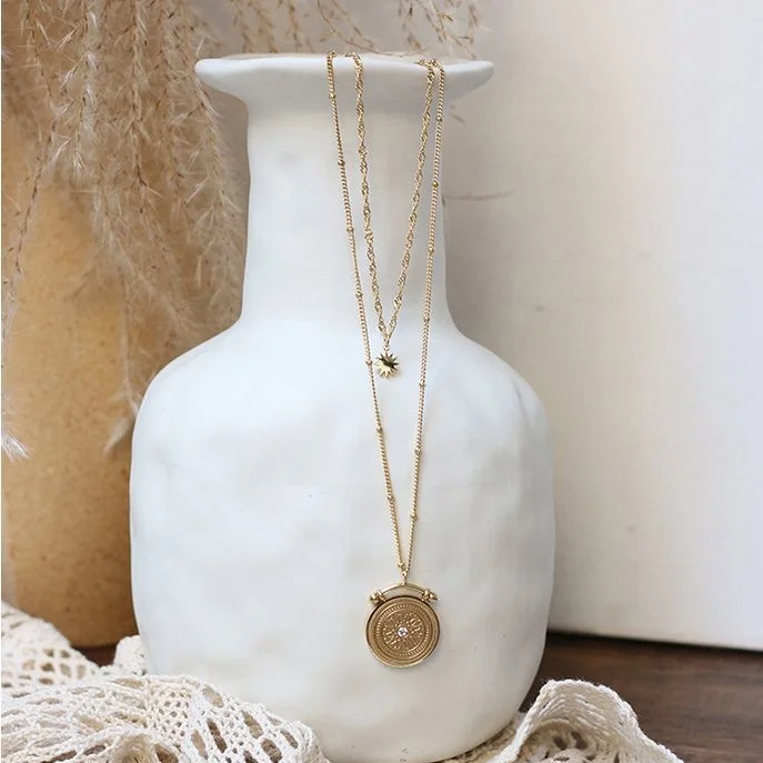 

Vintage Double Layers Stainless Steel Baroque Jewelry for Women Flower Texture Coin Pendant Plated 18k Gold Necklaces for Women