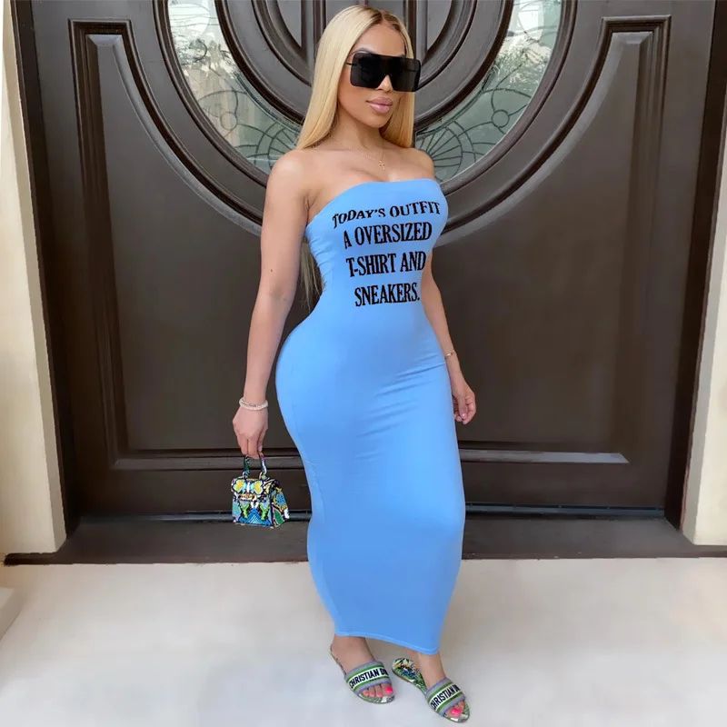 Женское платье с буквенным принтом облегающее футляр средней длины элегантные