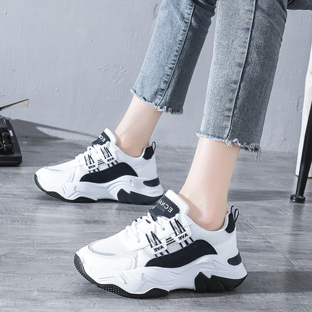 

2021 Women Sneakers White Casual Platform Sport Shoes Fashion Ladies Lace-Up Running Walking Vulcanize Footwear Solid Zapatillas