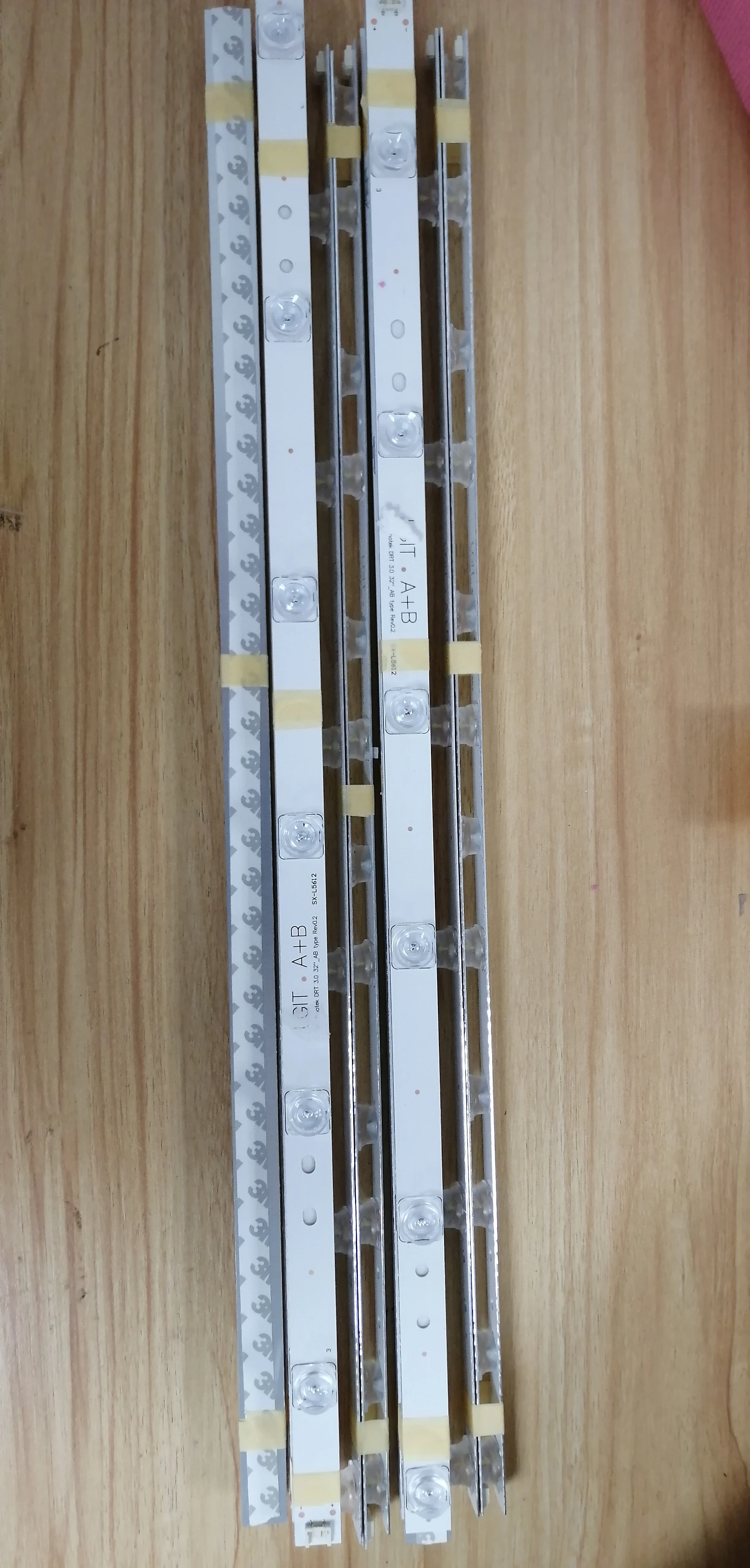 Новая светодиодная лента DRT 3 0 32 A B 6916L 1974A 1975A 1703A 1704A 2223A 2224 для 32LB5610 CD шт.|ЖК-экраны и