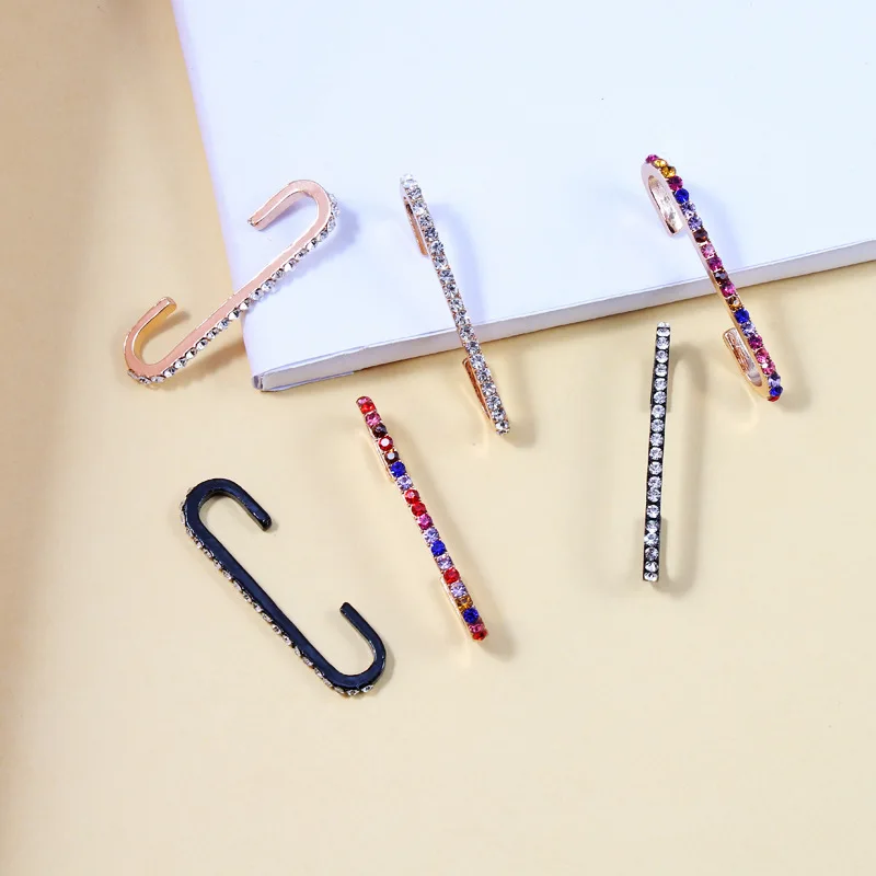 

New Creative Personality Fashion Color Contrast Ear Buckle Alloy Diamond C-shaped Crochet Ear Hook Female Pin Earrings 2021