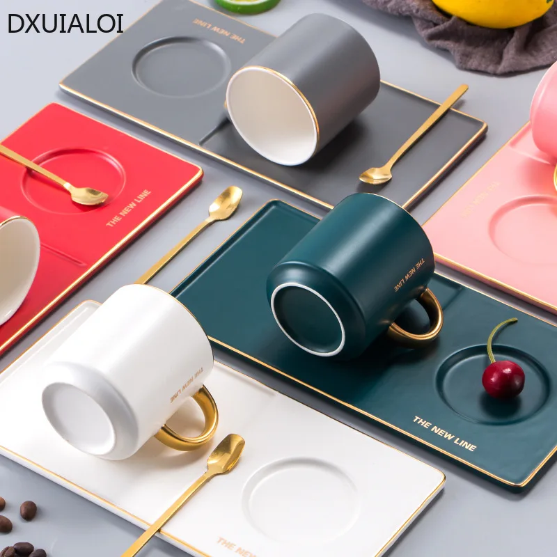 

DXUIALOI European Creative Gold Handle Coffee Cup Ceramic Mug Cup Saucer Set Office Coffee Cup Home Afternoon Tea Water Cup