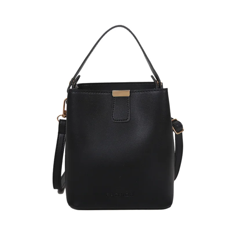 

Fashion small fresh summer small bag female bag 2021 new style Western style simple and popular portable messenger bucket bag