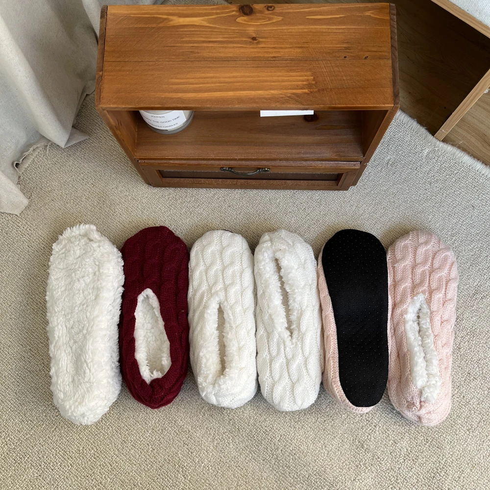 Женские зимние тапочки с бантом меховой подкладкой теплые плюшевые Нескользящие