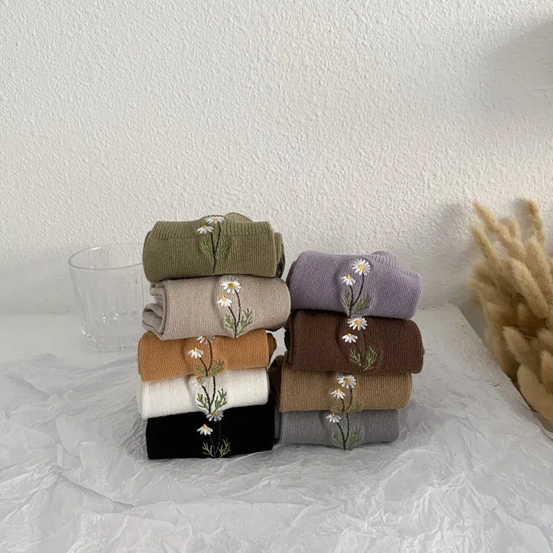 Женские носки с цветочной вышивкой Осень-зима 2023 модные женские винтажные