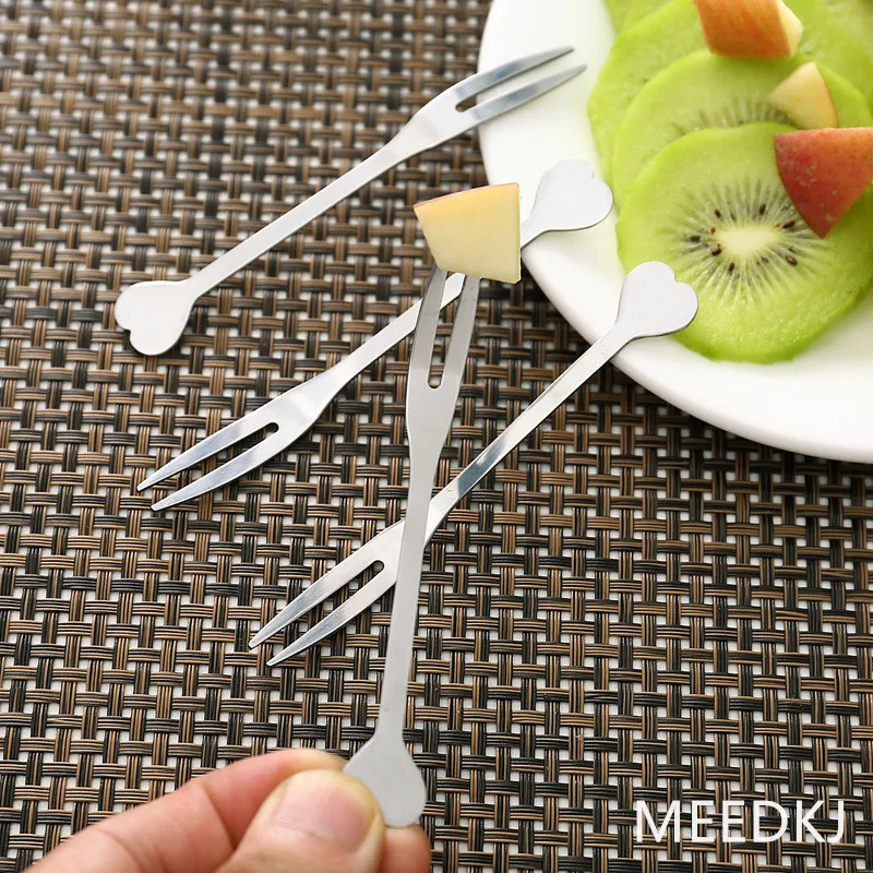 

5pcs stainless steel fruit fork Korean creative tableware fruit sign household eating fruit small fork dessert fork