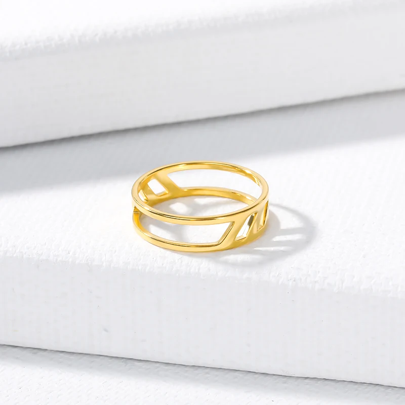 Женское кольцо из нержавеющей стали с геометрическим узором | Украшения и