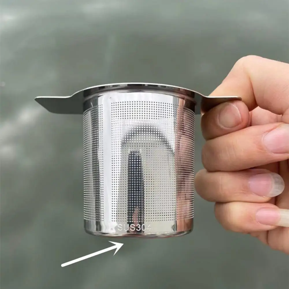 

1pc Tea Strainer Anti-rust Lightweight Portable Stainless Steel Coffee Leak Tea Net Filter Metal Strainer with Lid for Kitchen