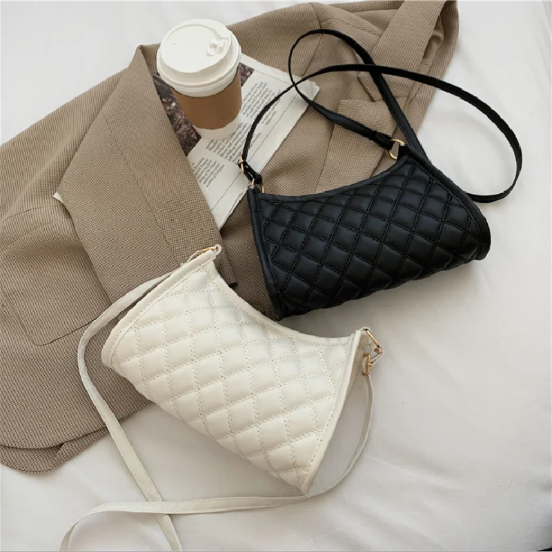 

Female Baguette Bag Fashion Diamond Pu Leather Crossbody Bags New Pu Leather Solid Color Messenger Bag