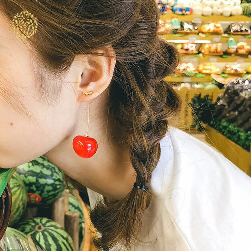 

New Fashion Acrylic Red Sweet Cherry Gold Drop Earring Cherry Modelling Long Crystal Earrings for Women LadyJewelry Gift
