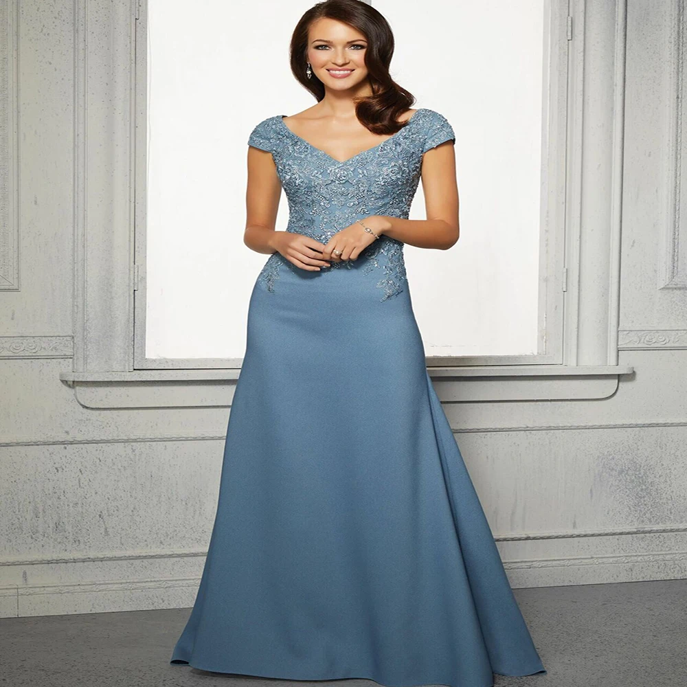 

2022 Luxury Handmade Applique Long Evening Dresses V Neck Mermaid Formal Gown Runway Fashion Gowns