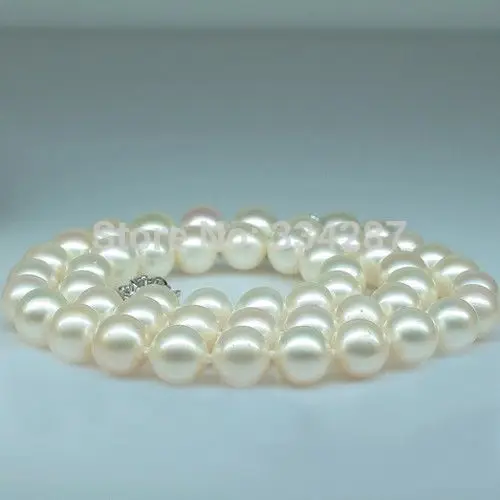

NATURAL AAA+ AKOYA 9-10MM WHITE PEARL NECKLACE