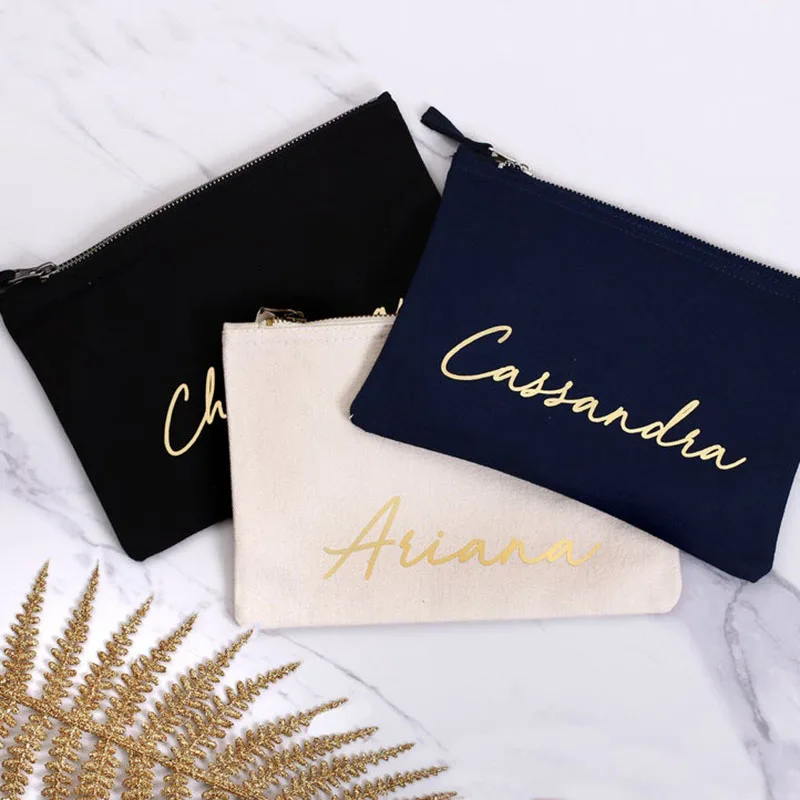 Персонализированная косметичка с монограммой для макияжа курсивный шрифт