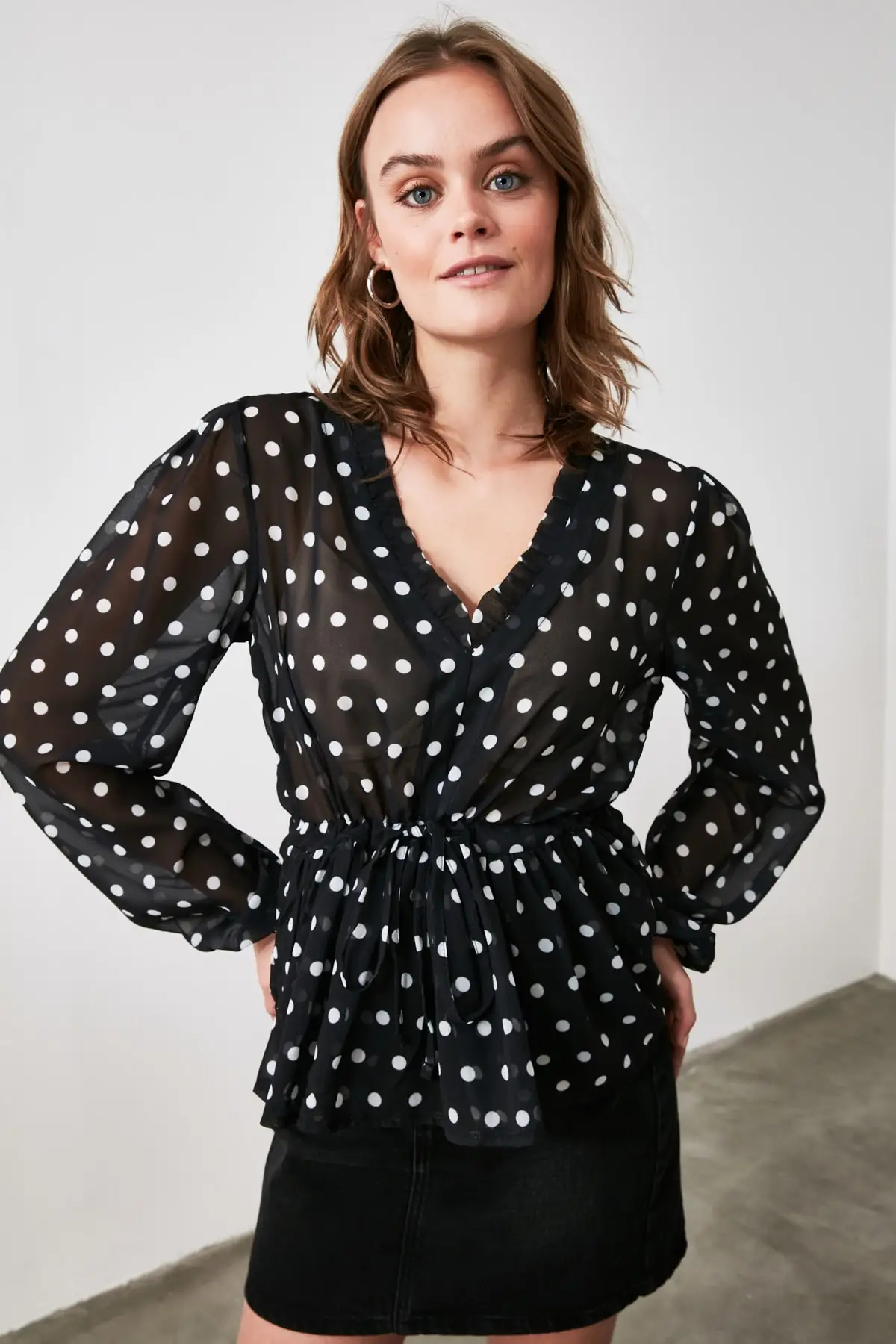 

Trendyol Polka Dot Bluz TWOAW21BZ0670