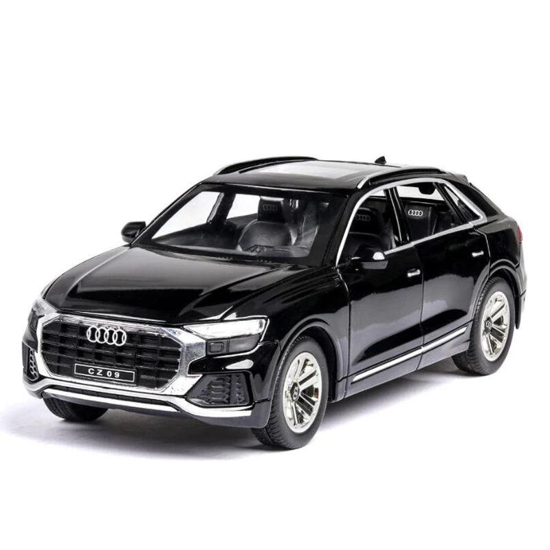 2020 большой 1/24 весы Audi Q8 внедорожник моделирование сплава литья под давлением