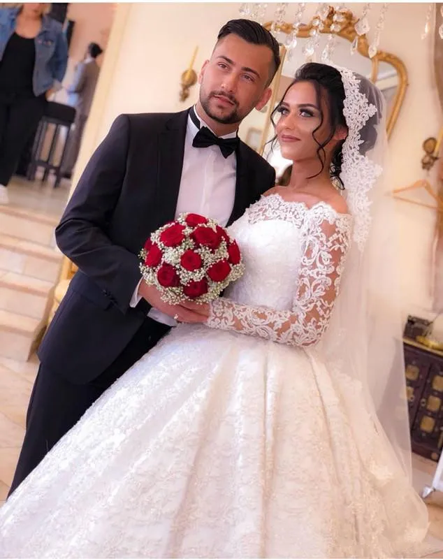 Saudi Arabic Vintage Ball Gown Lace Wedding Dresses 2020 Luxury Off Shoulder chapel Train Bridal Gowns Vestidos De Novia | Свадьбы и