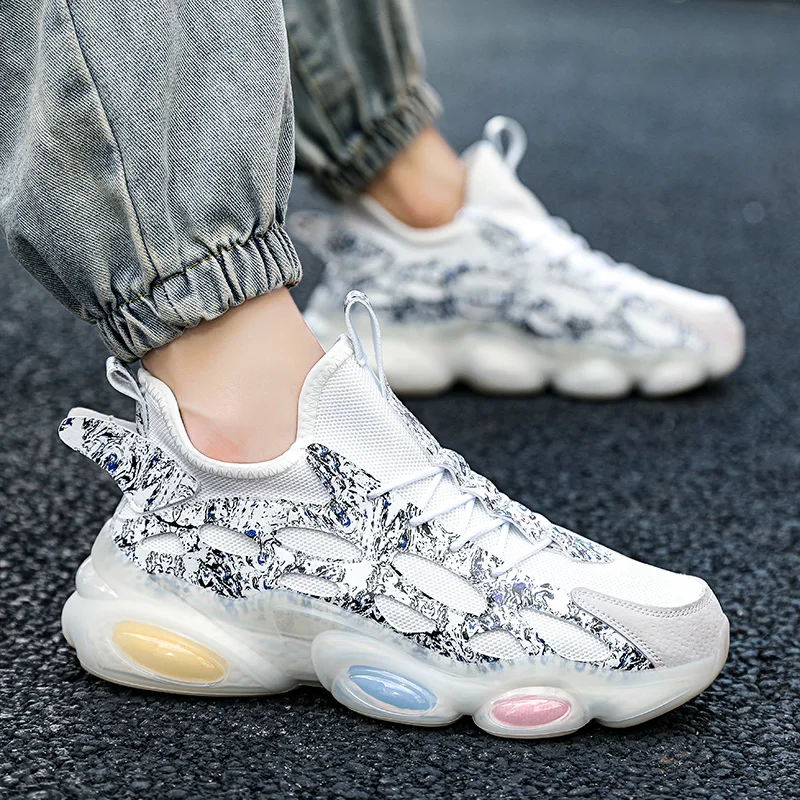 The New Men Sneakers 2021 New Breathable Lace Up Men Mesh Shoes Fashion Casual No-slip Men Vulcanize Shoes Tenis Masculino