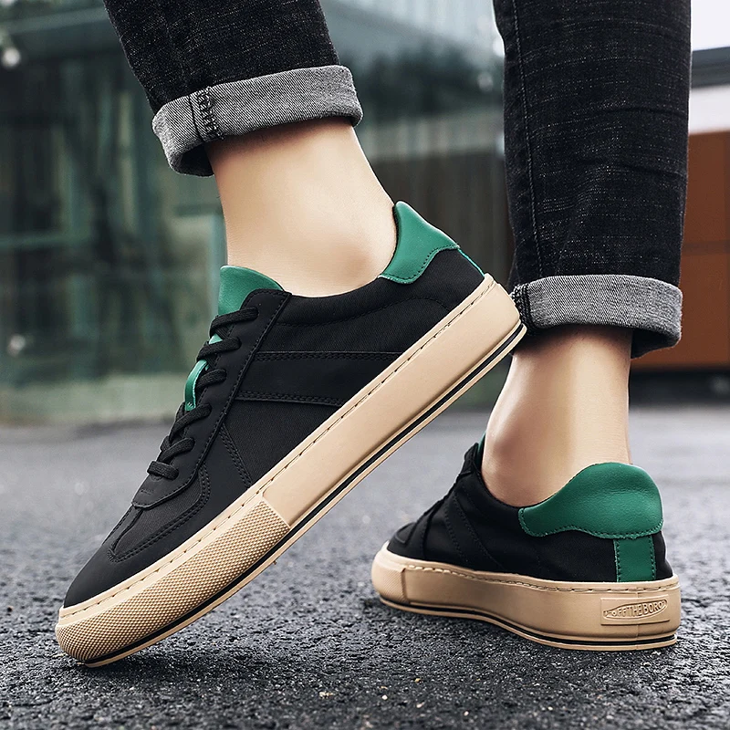 

2021 Summer Sneakers Men Casual Shoes Breathable Ice Silk Men Shoes Walking Flat Footwear Soft Bottom White Shoes