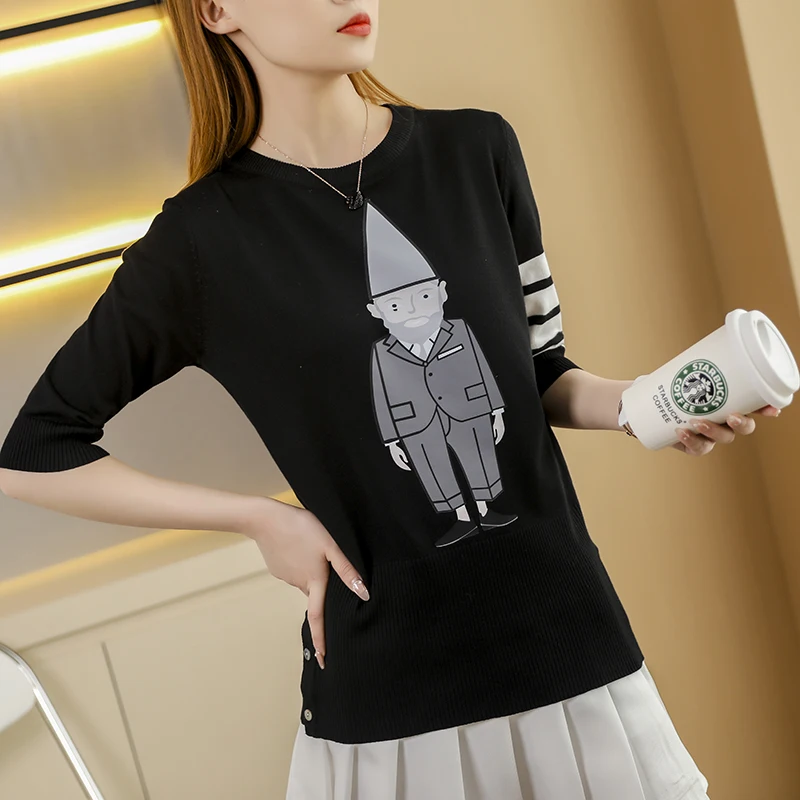 

2021 spring and summer new star same round neck T-shirt women's short sleeve cartoon four bar Korean bottomed Big size sweater