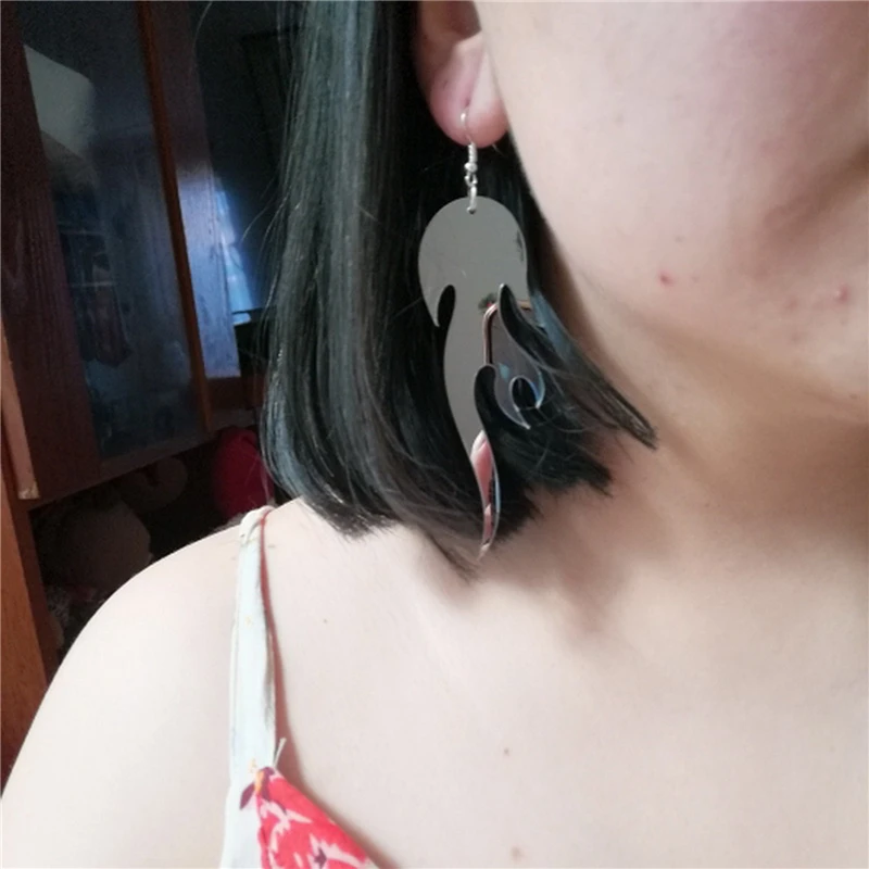 

2021 New Fashion Transparent Earrings Fire Shape Acrylic Earrings For Women Irregular Flame Drop Dangle Earrings Party